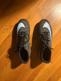 Niki Soccer cleats