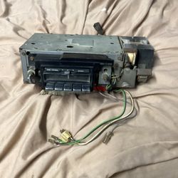 1969-70 Cadillac Fleetwood Radio