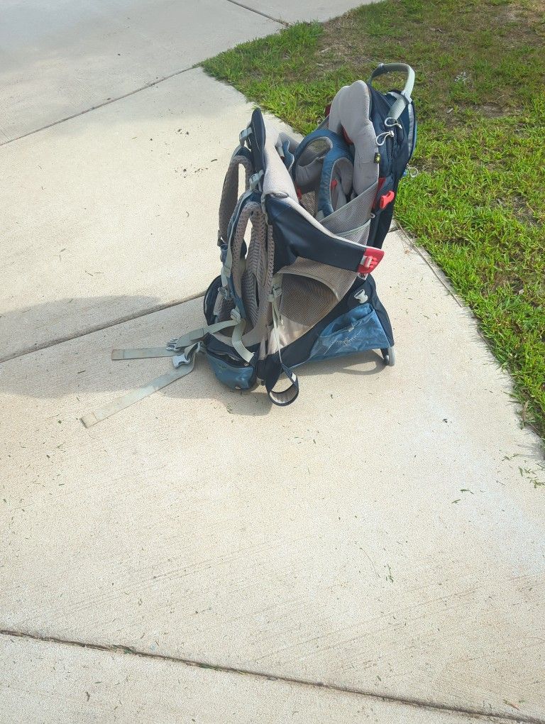 Osprey Kid Carrier