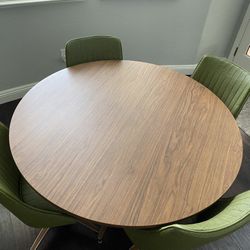 Vintage Mid Century Chromcraft  Kitchen Table And Chairs