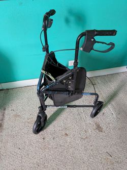 3 wheeled walker