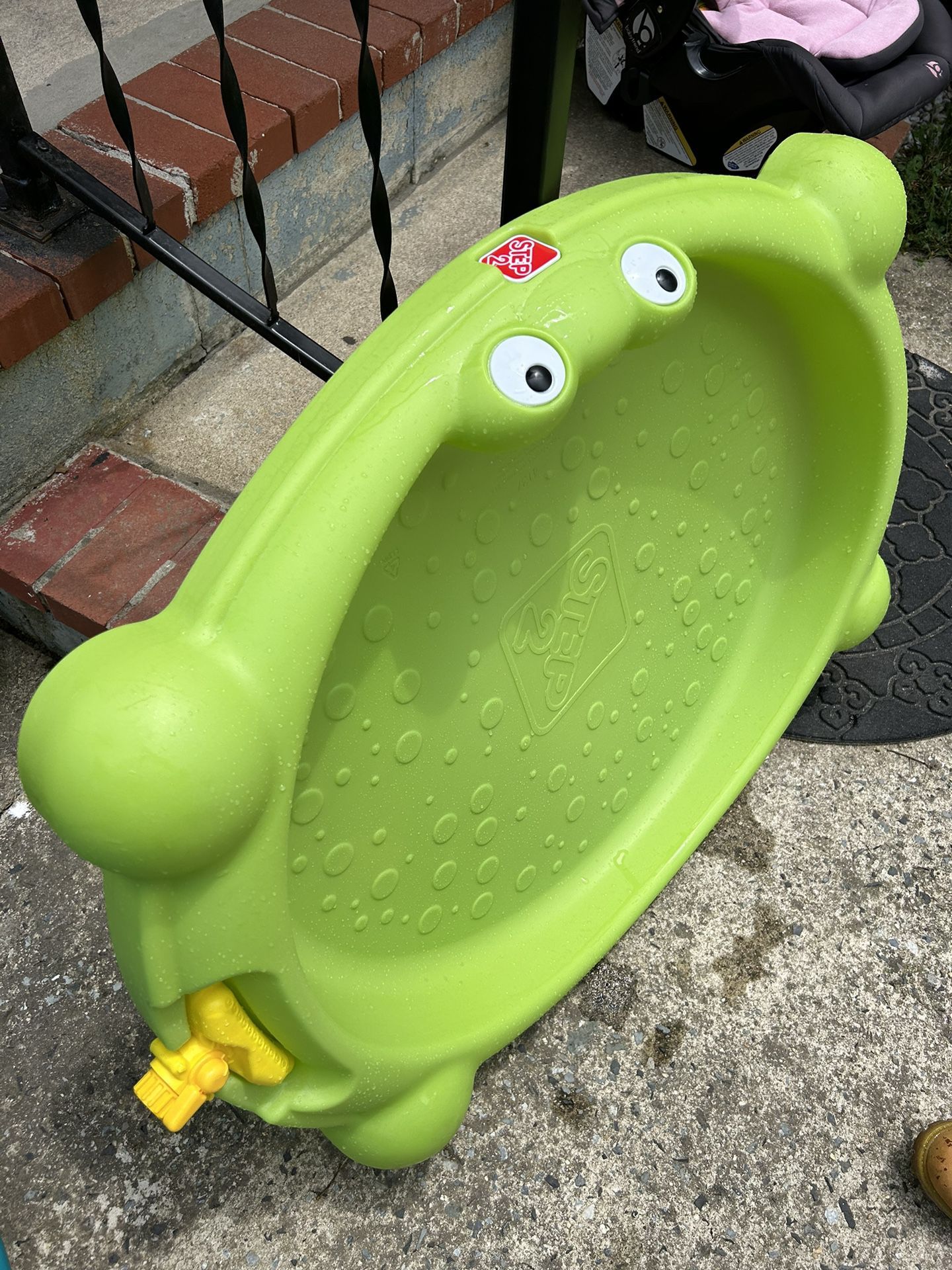 Step2 Water Bug Splash Pad