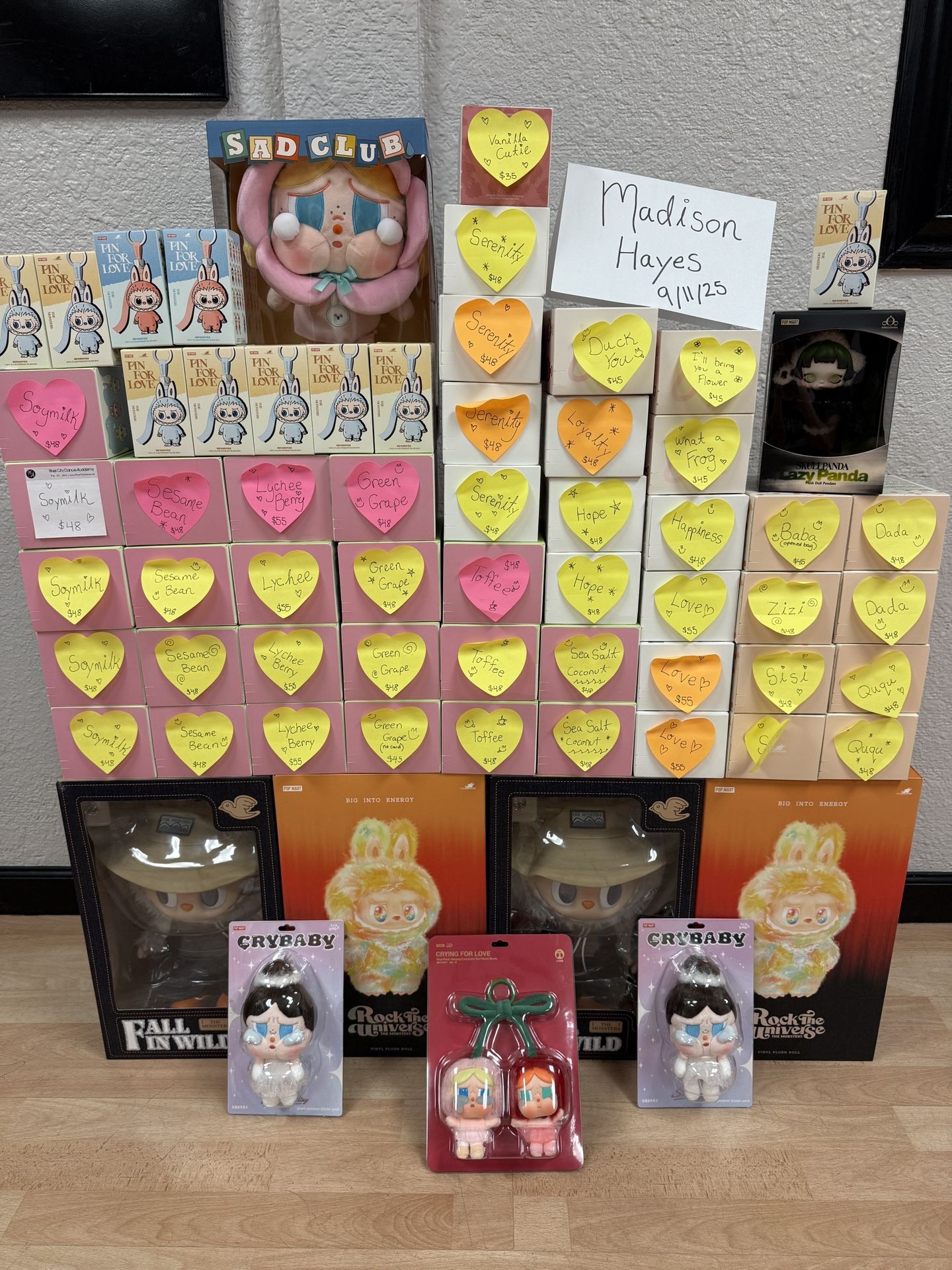 POP MART items Labubu, Crybaby, Skullpanda