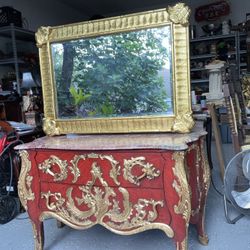 FRENCH CHEST  AND MIRROW MAHOGANY GOLD APLICATIONS ARE WOOD NOT BRONZE MARBLE NATURAL PIC UP DOMINION