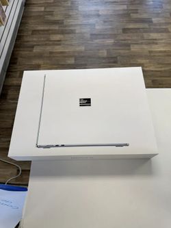 Apple  MacBook Air 15-inch M5 chip (Brand New) - Payment Plan Available 