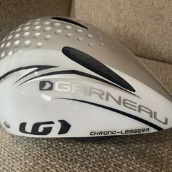 Bike Bicycle Helmet  LG Louis Garneau Size Small Superleggera