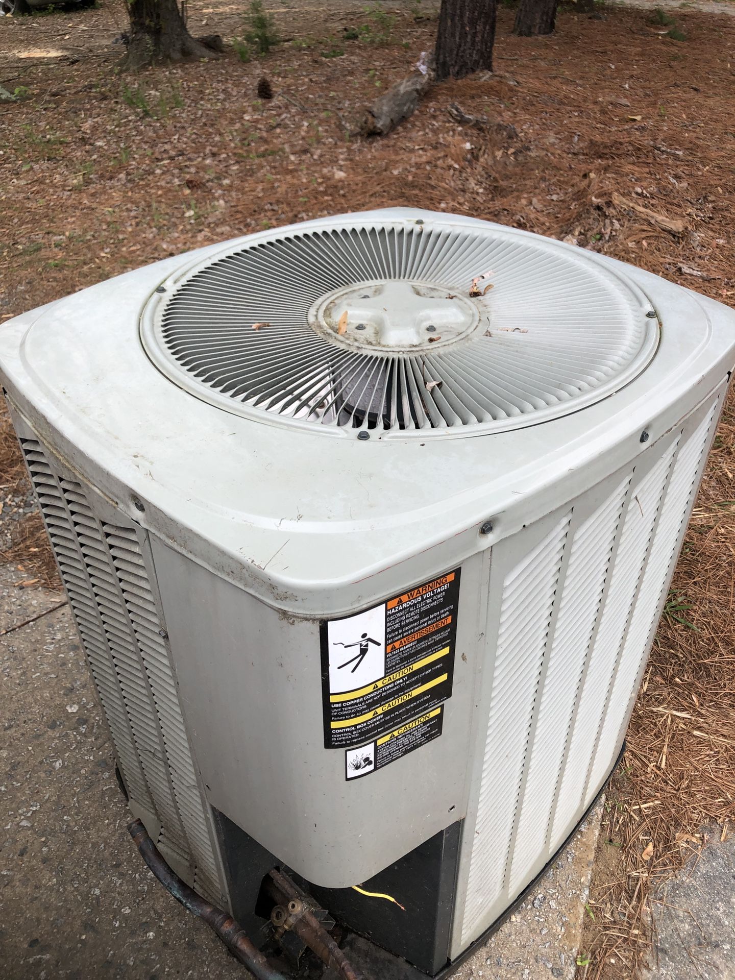 HVAC 2 ton Trane XB13 very good condition straight AC