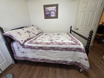 1940s Antique Full Size Bed