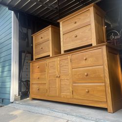 Thomasville Dresser And Nightstands
