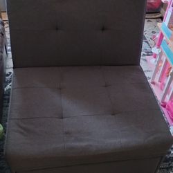 Grey Chair/lounger 