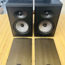 Boston Acoustics CR77 Speakers - Like New 