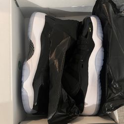 Air Jordan Retro 11 Size 6.5y NEW