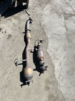 2014-2015 Honda accord hybrid exhaust manifold