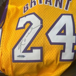 Kobe Bryant Signed Jersey Authentic