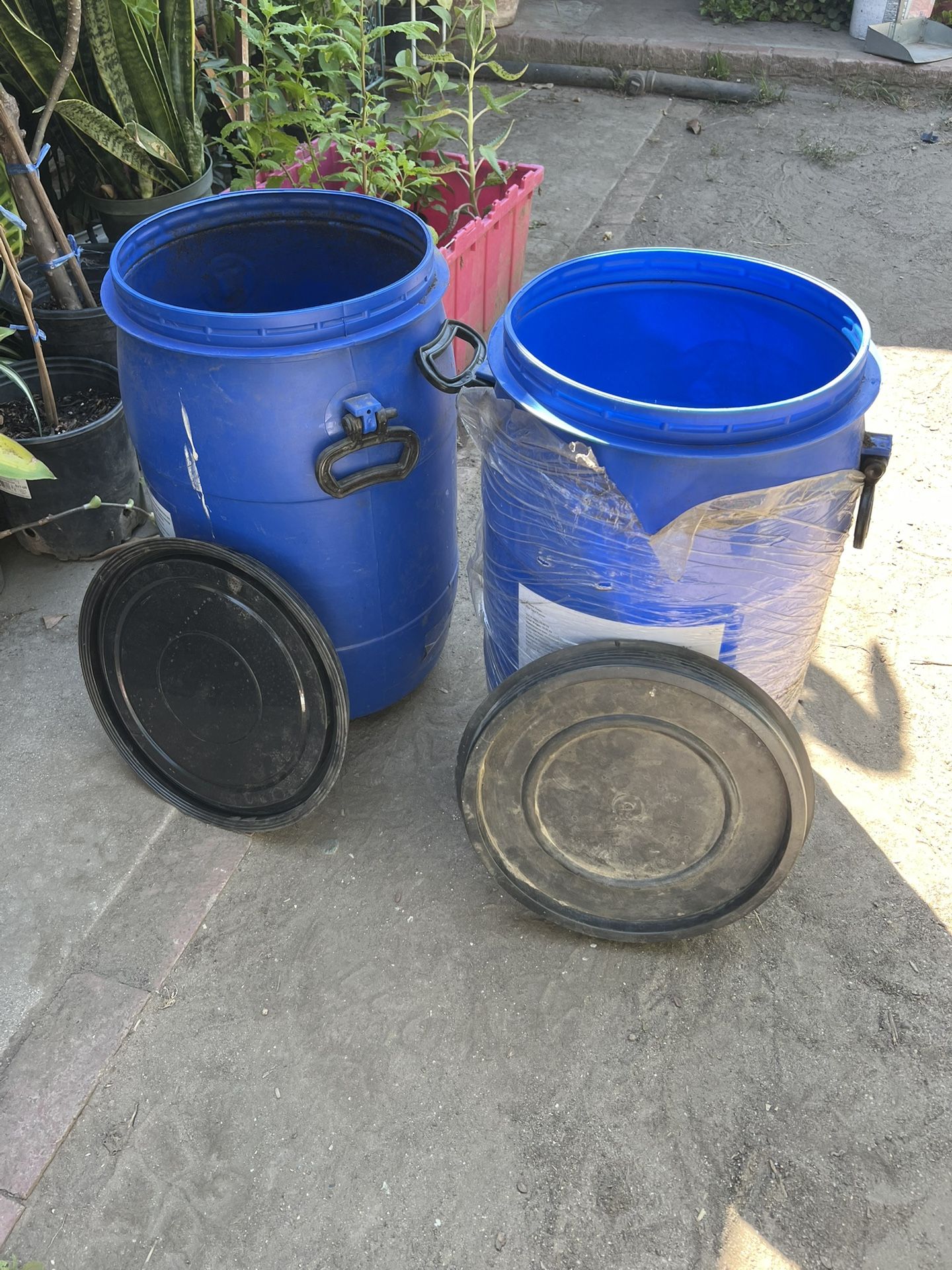 16 Gallon Industrial Blue Drum/ Barrel