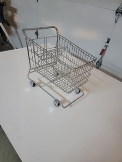 Little toy grociary basket one foot long new