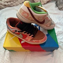 Nike Dunk Low “Street Hawkers”