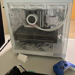 Custom Gaming PC (9800X3D, 32GB RAM, 9070XT)