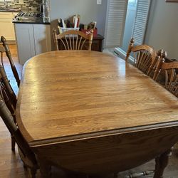 Amish Dinning Room Table