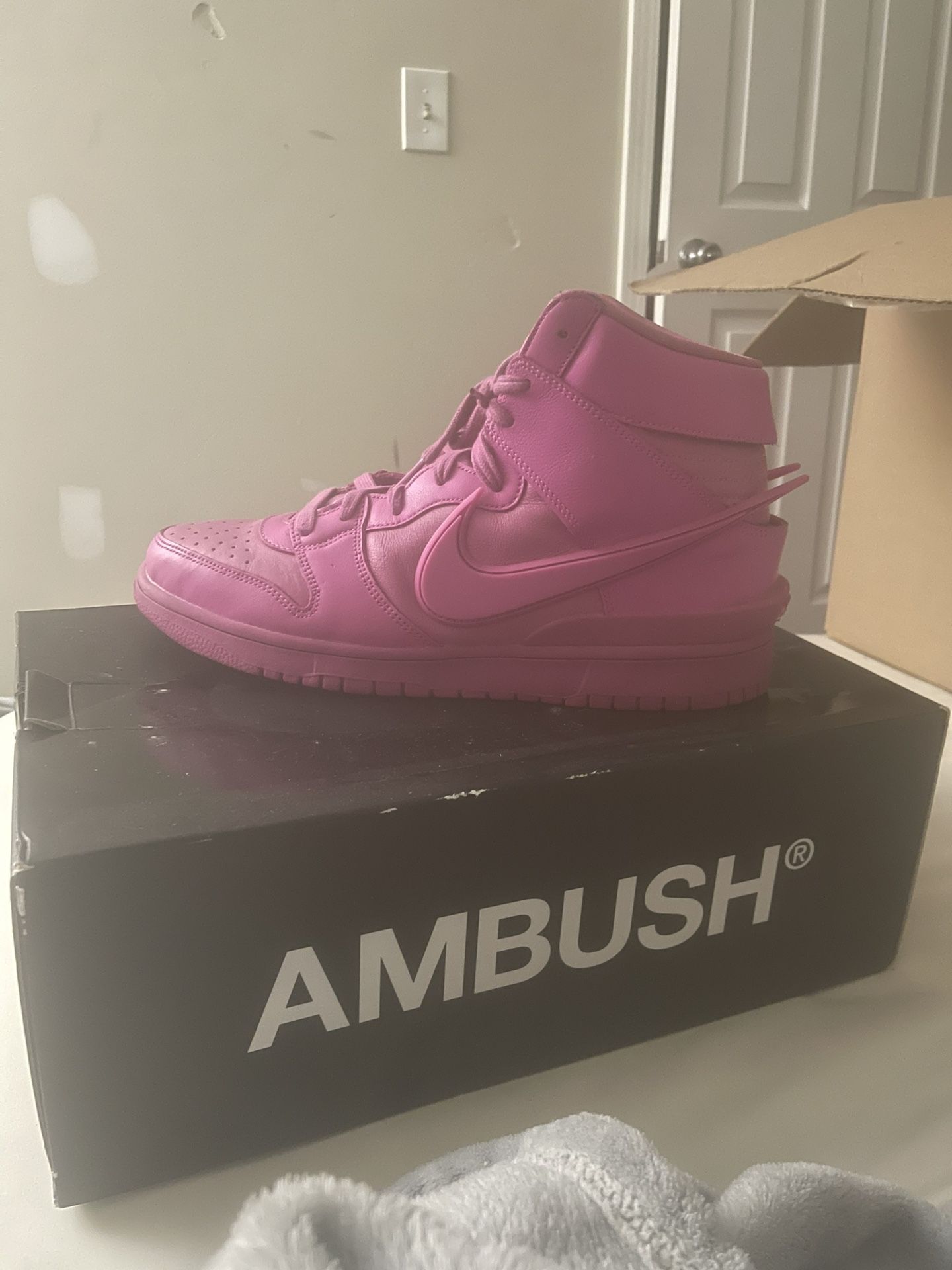 AMBUSH X DUNK HIGH ‘COSMIC FUCHSIA 10.5