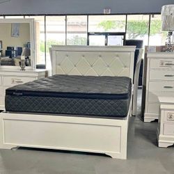 ALL WHITE BEDROOM SET! (BED DRESSER MIRROR NIGHTSTAND) QUEEN $1099!! KING $1195