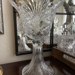 Vintage Imperial Crystal Centerpiece / Vase 