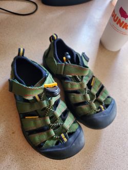 keen sandals size 13