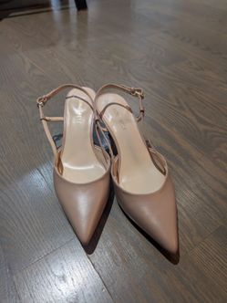 Beige nine West 8 size