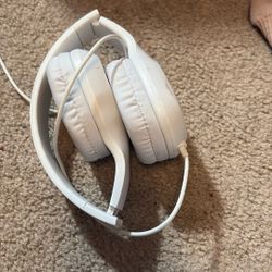 gaming headphones 