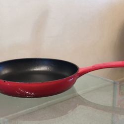 Beautiful Lodge Island Spice Red Enameled Cast Iron XL 10 Inch Skillet Fry Frying Pan