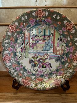 18 inch vintage famille Rose porcelain art plate include wood stand