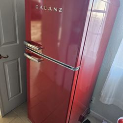 Vintage Fridge 