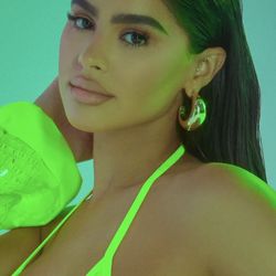 Fashion nova women’s silver hoop earrings 