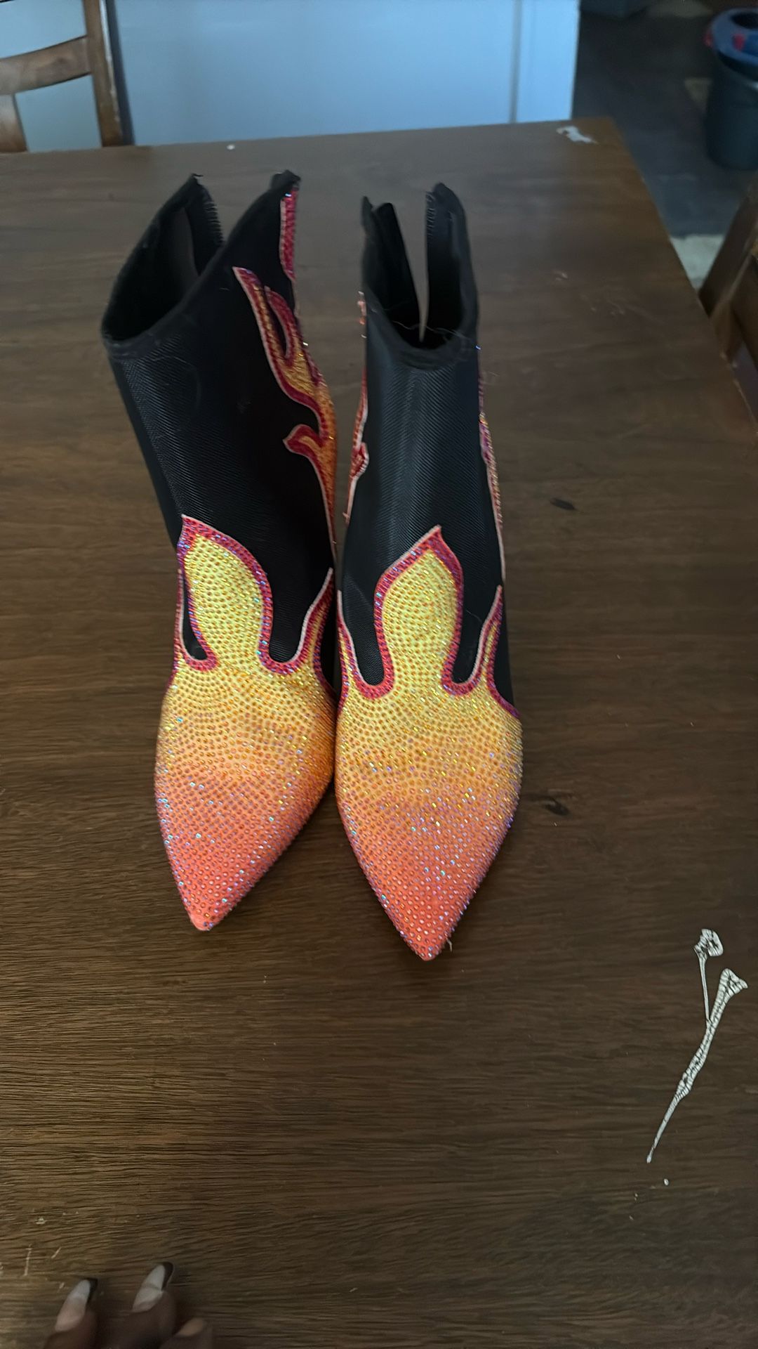 Size 6.5 Never Worn