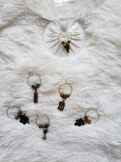 Wine glass jewelry