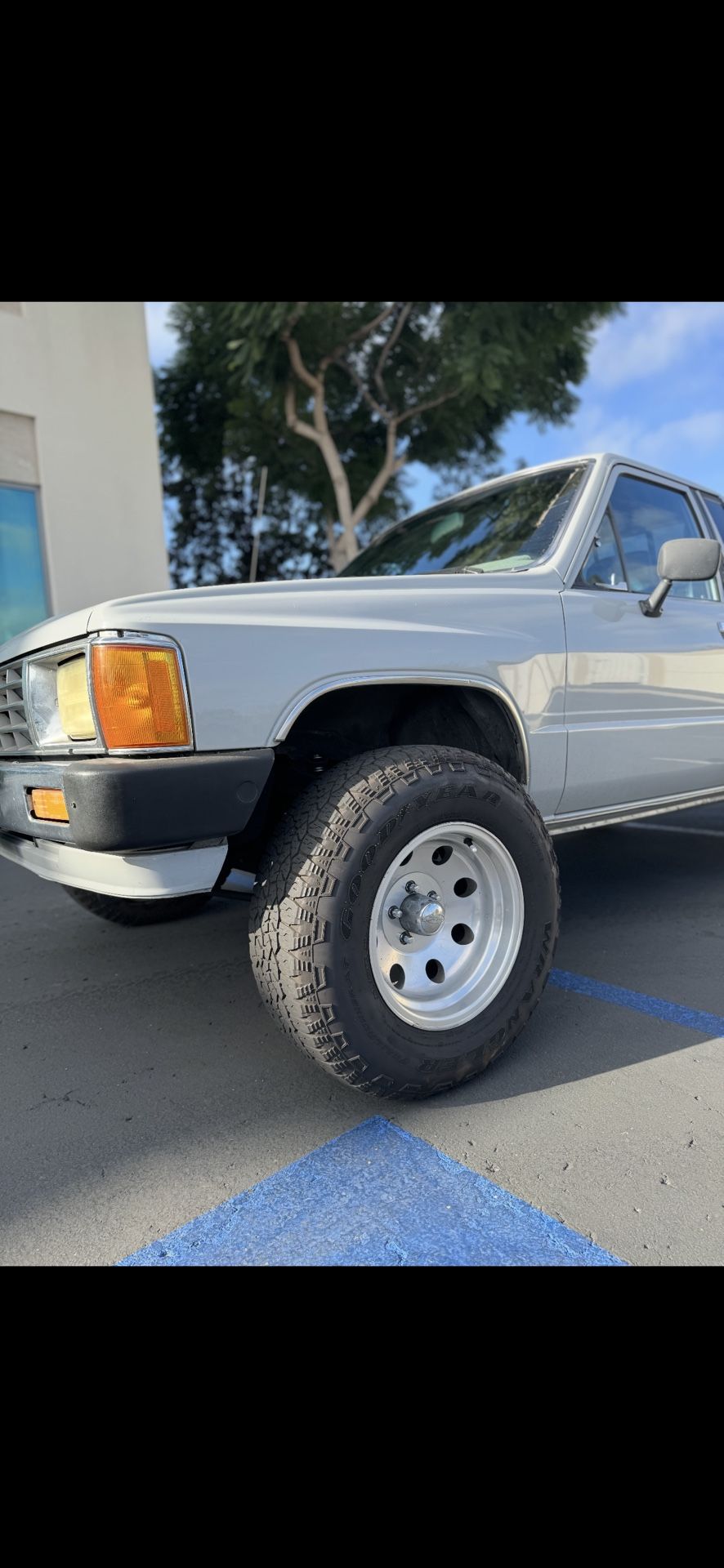 TOYOTA PICKUP 84-95 2wd LIFT SPINDLES 4β BILT ON
