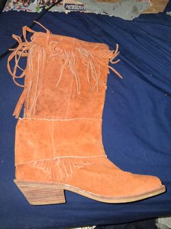 Cherokee women's leather boots !!