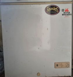 Chest freezer