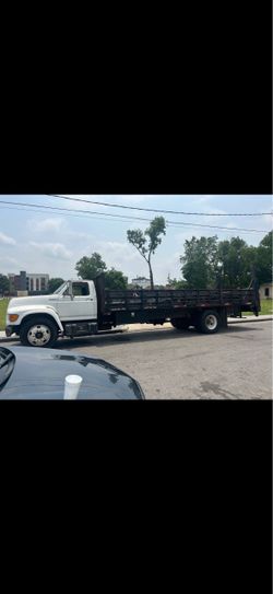 98’ Ford diesel truck