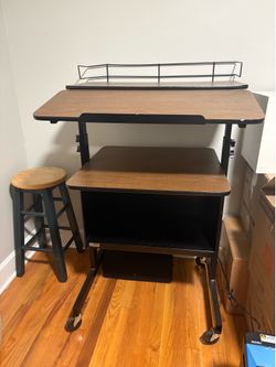 Standing Rolling Desk