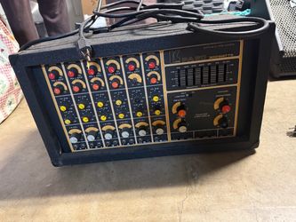 Kustom PA60 300W Mixer
