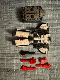 Transformers leader class