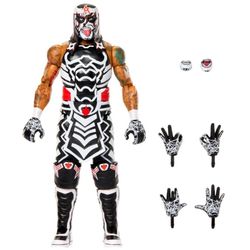 WWE Defining Moments Penta Elite
