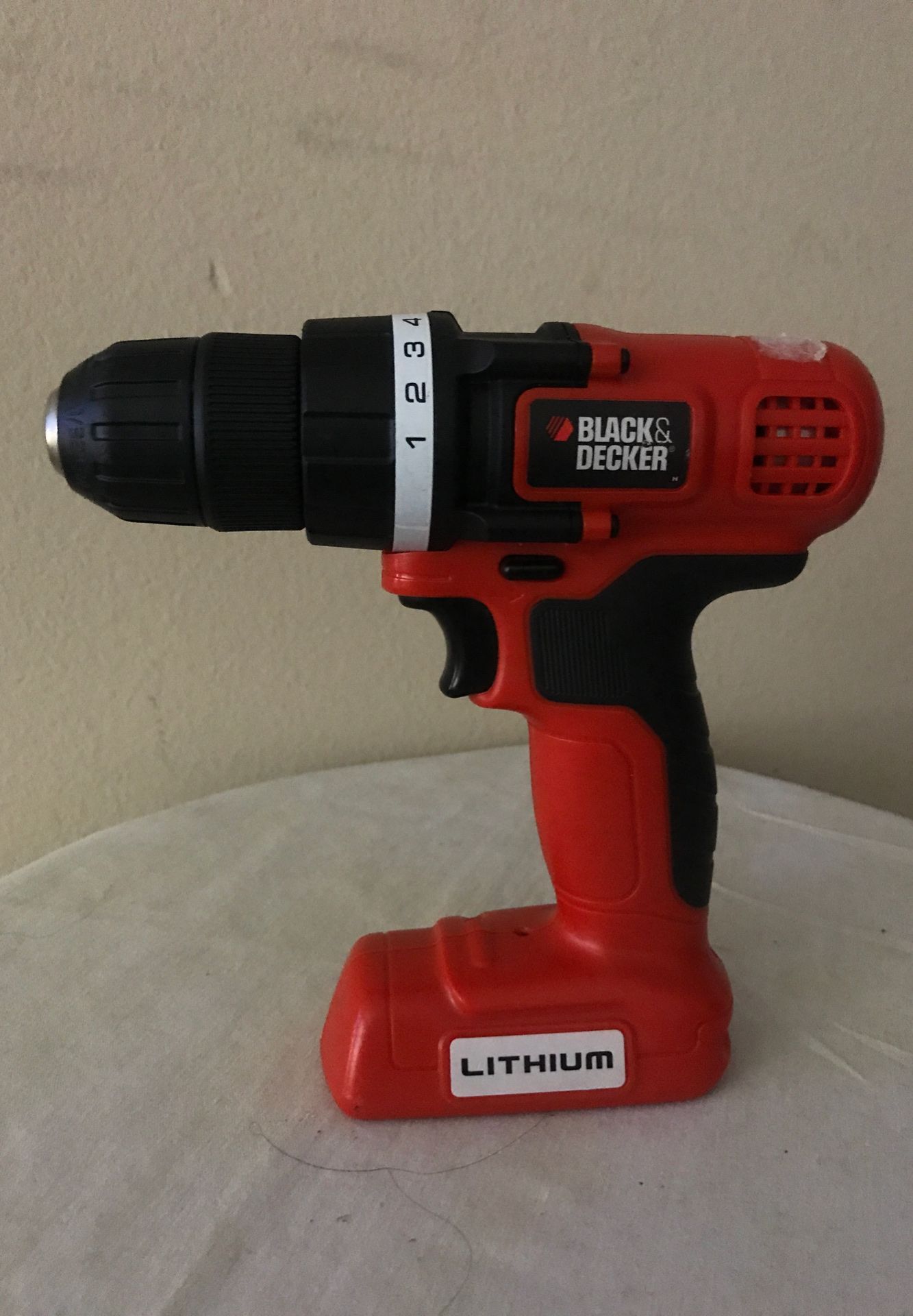 BLACK/DECKER 7.2V LITHIUM DRILL/DRIVER Model LDX172 3/8" Excellent Condition