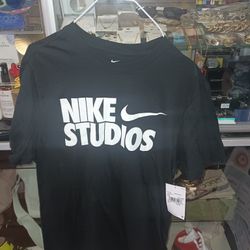 Nike Shirt 
