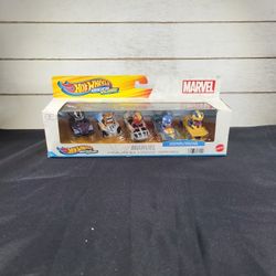 Hotwheels Racer Verse Marvel 5 Pack 