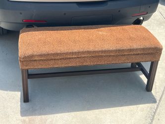 Bench leopard print