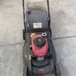 High End Honda Lawnmower 
