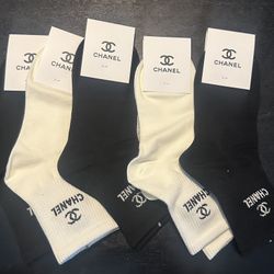 5 Pairs Of Socks 