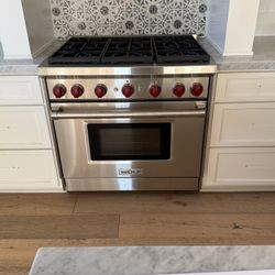 36” Gas Wolf Range